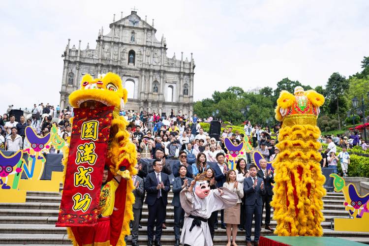 2025年澳门天天开奖和砍杀好友后潜逃27年与砍人后逃跑
